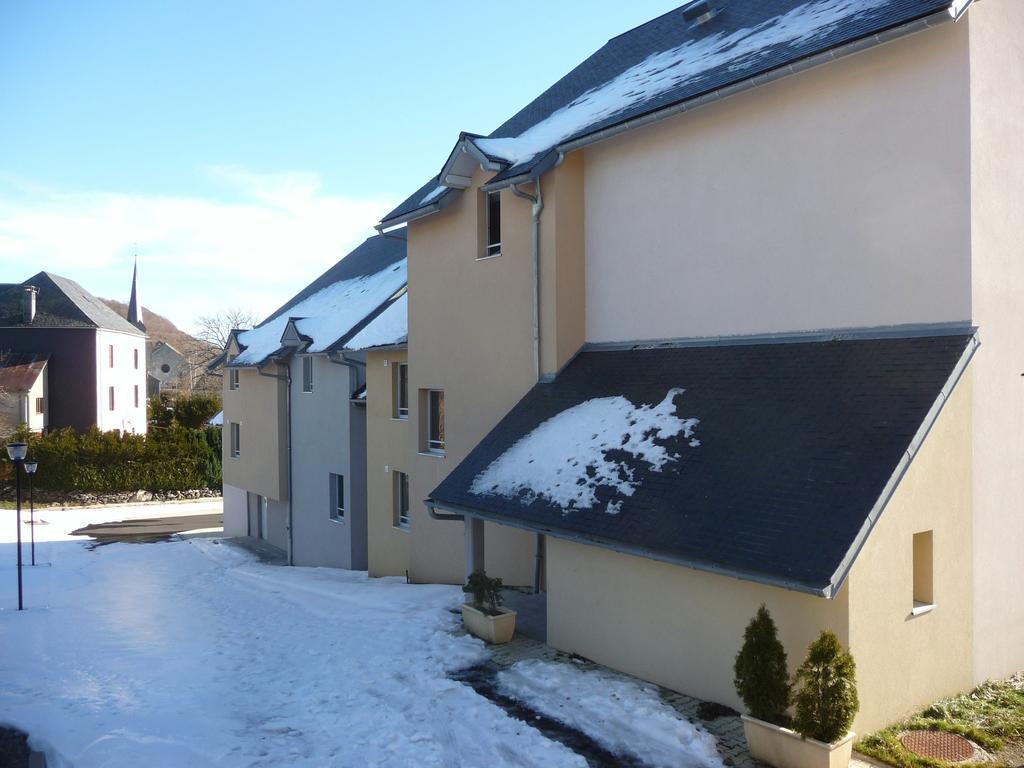 Aux Balcons Du Sancy Aparthotel Picherande Exterior photo